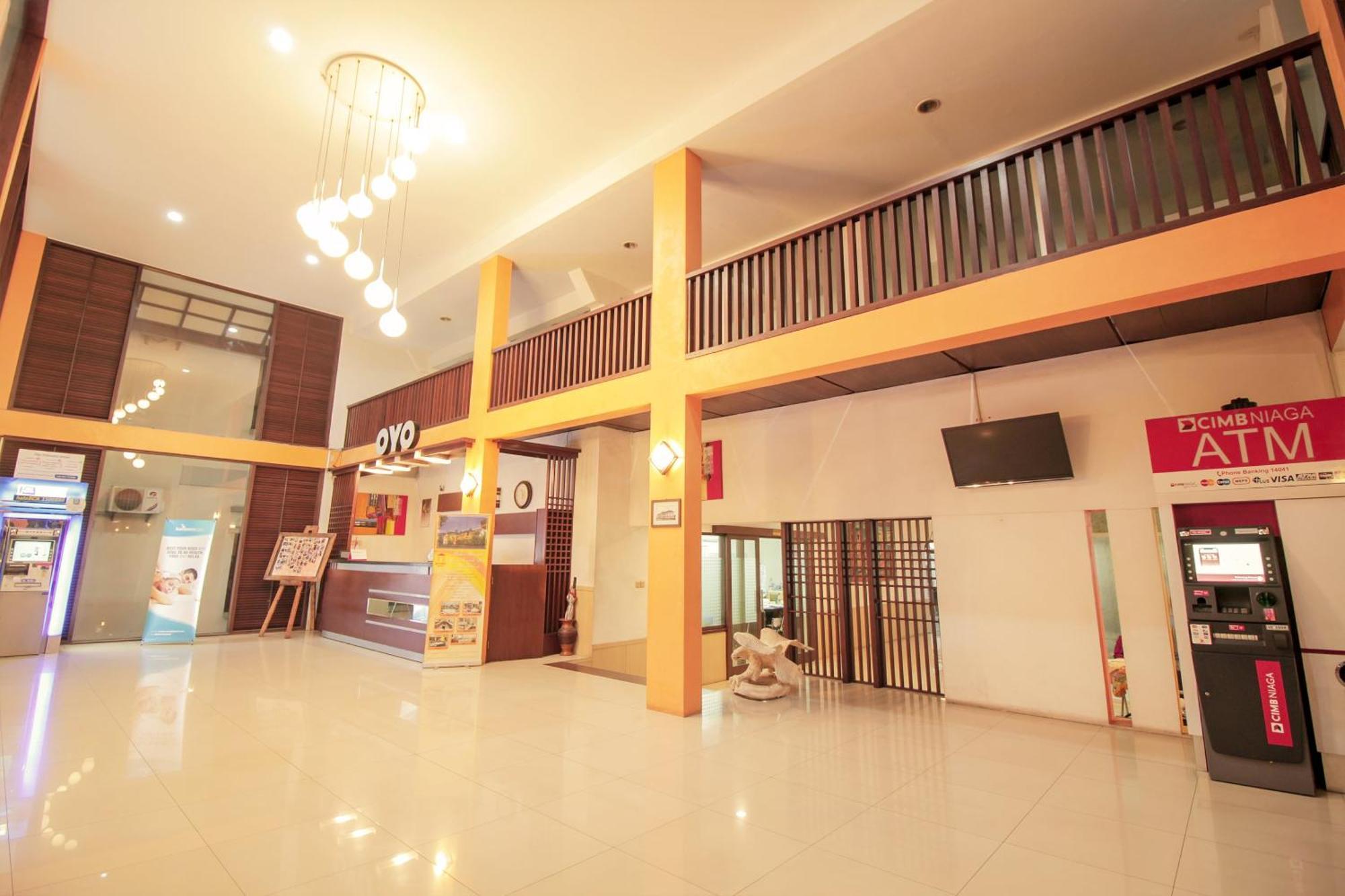Collection O 295 Grha Ciumbuleuit Guest House Bandung Exteriör bild