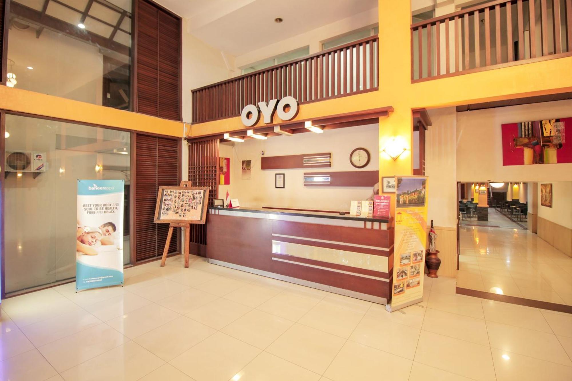 Collection O 295 Grha Ciumbuleuit Guest House Bandung Exteriör bild